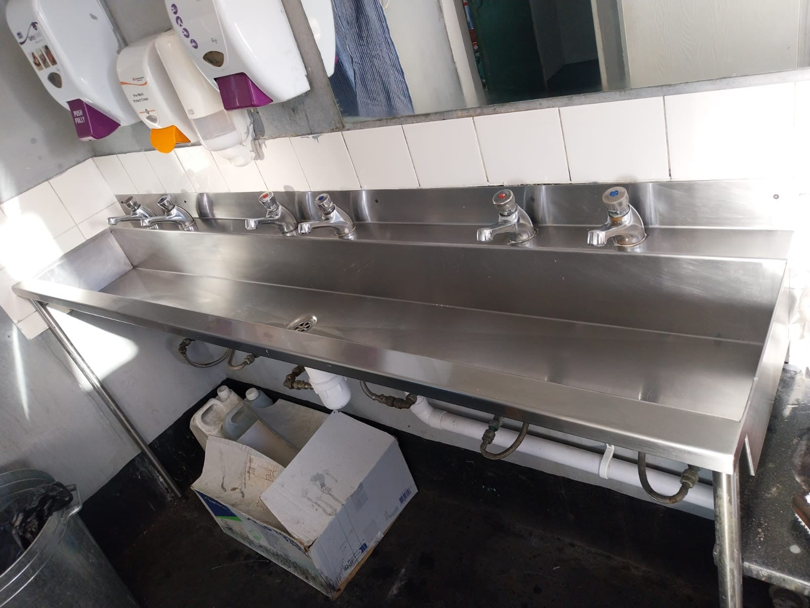 Sink after a deep clean, fully restored
