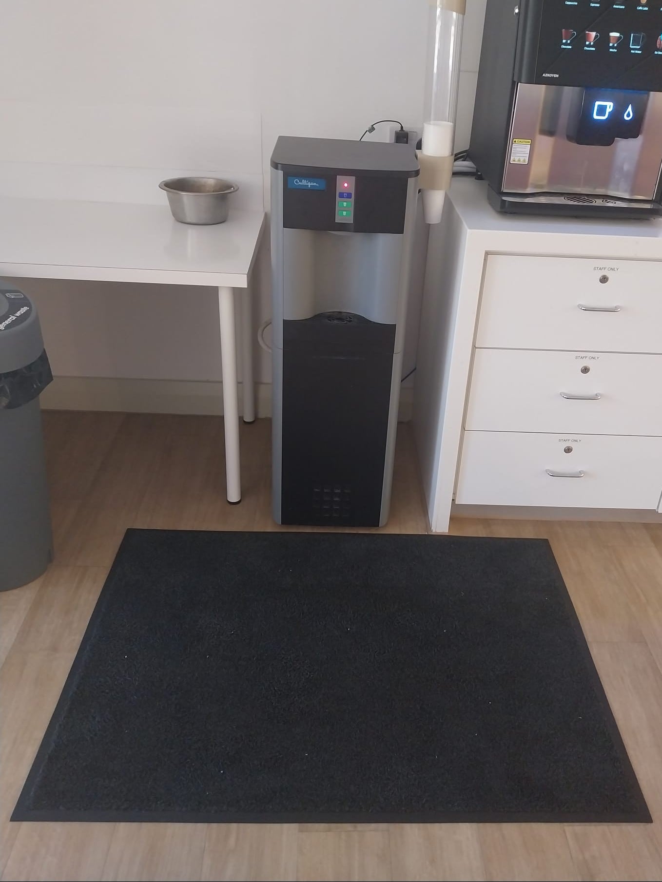 Nuffield Health hydration station mat in black